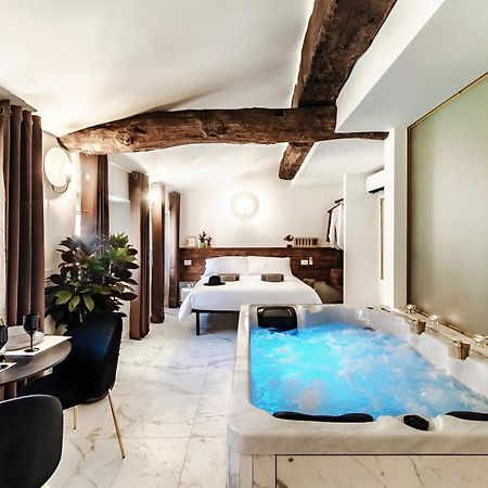 קומו Sahara & Amazzonia Luxury Rooms- The House Of Travelers מראה חיצוני תמונה