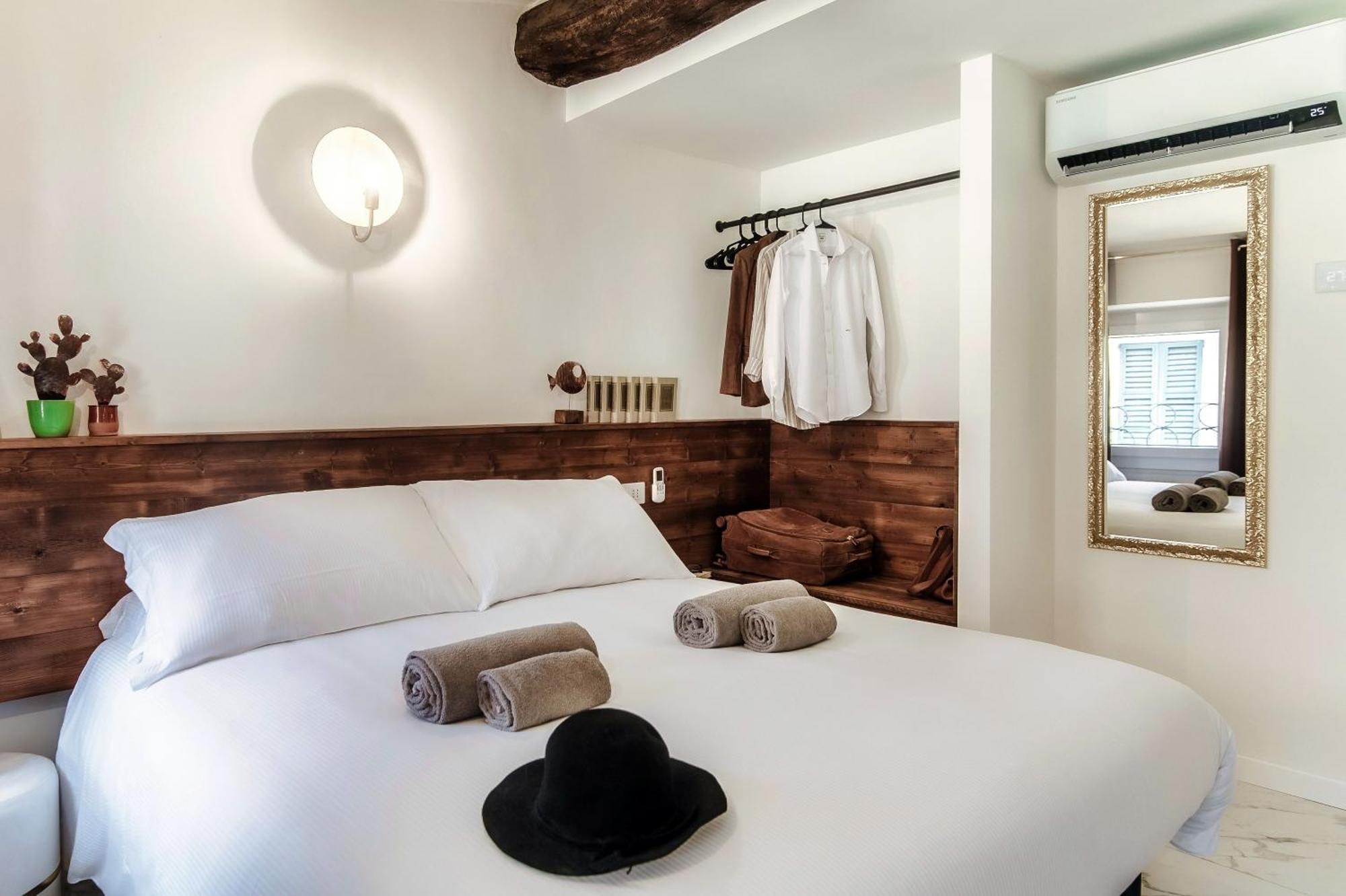 קומו Sahara & Amazzonia Luxury Rooms- The House Of Travelers מראה חיצוני תמונה