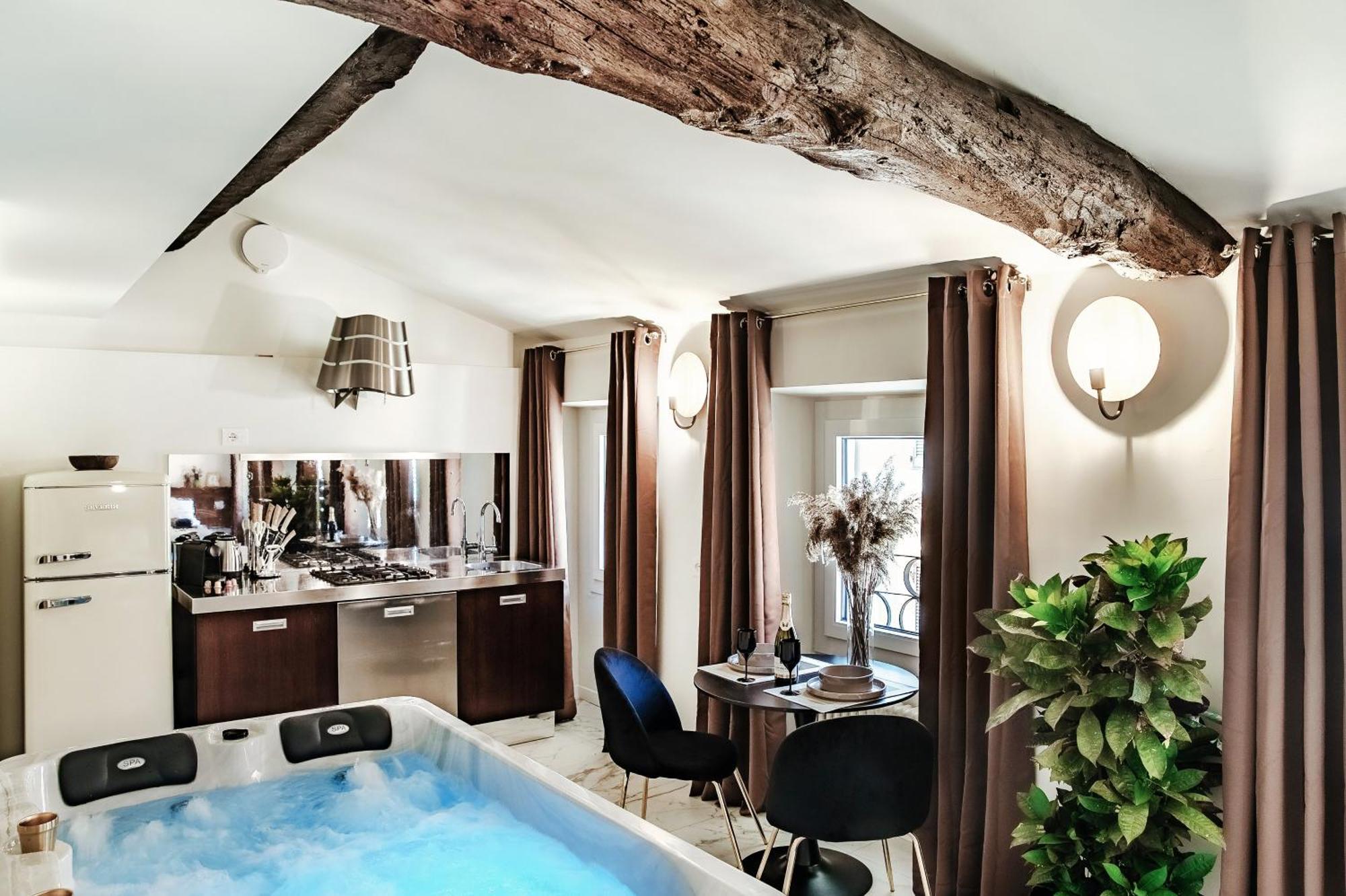 קומו Sahara & Amazzonia Luxury Rooms- The House Of Travelers מראה חיצוני תמונה