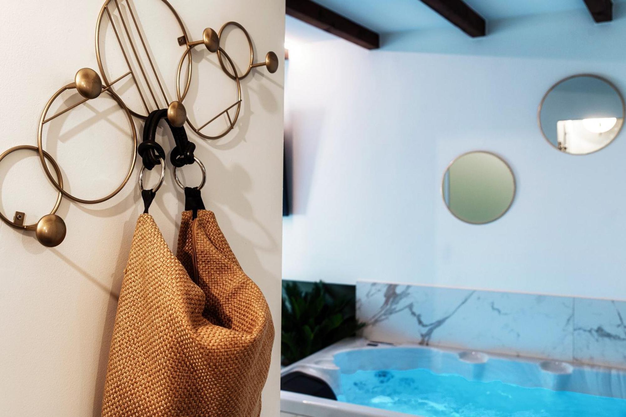 קומו Sahara & Amazzonia Luxury Rooms- The House Of Travelers מראה חיצוני תמונה