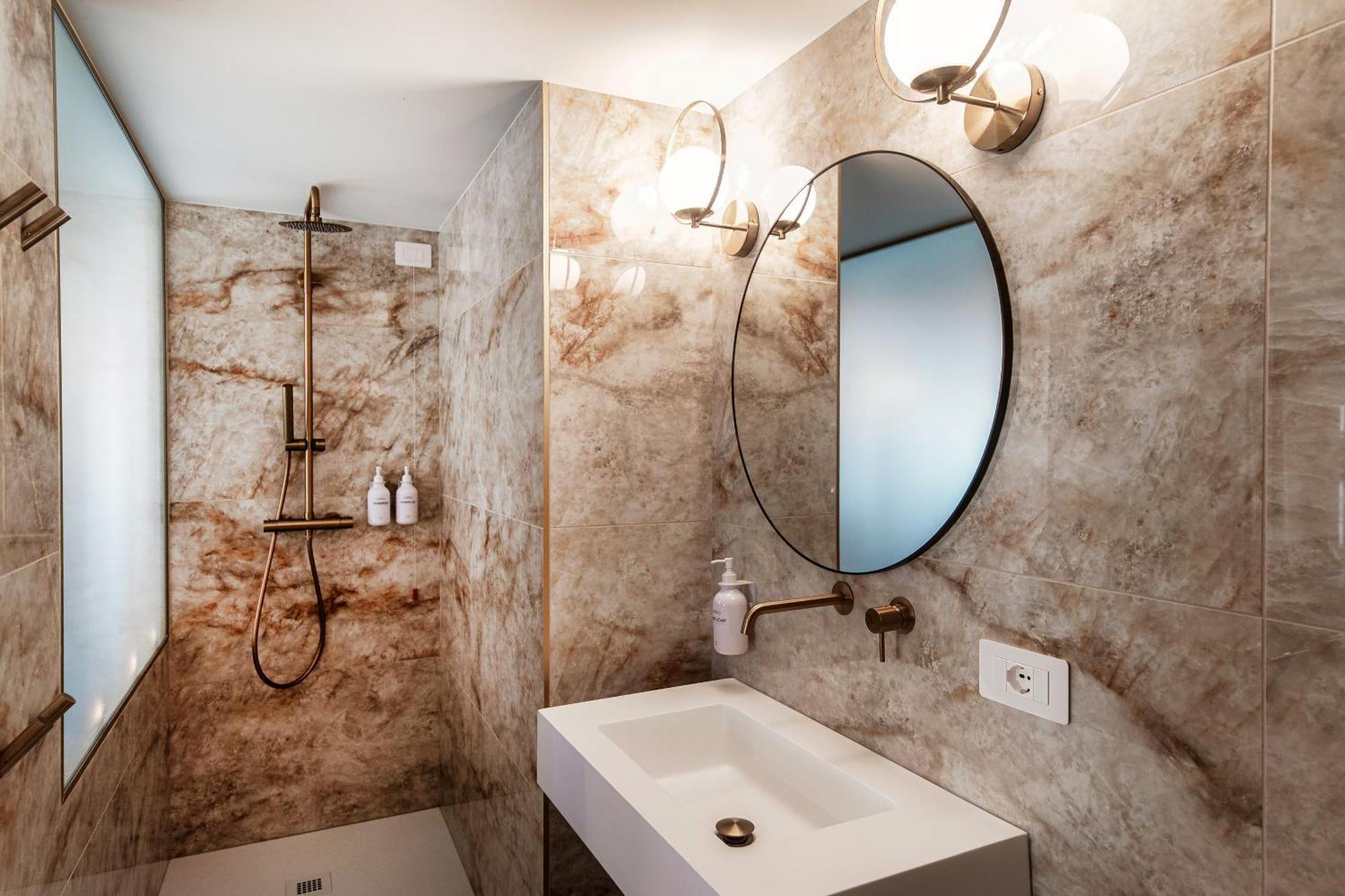קומו Sahara & Amazzonia Luxury Rooms- The House Of Travelers מראה חיצוני תמונה